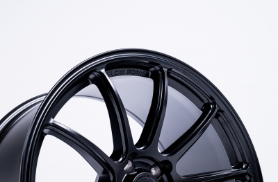 SL04 Matt Black