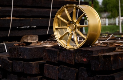 SL04 Gold