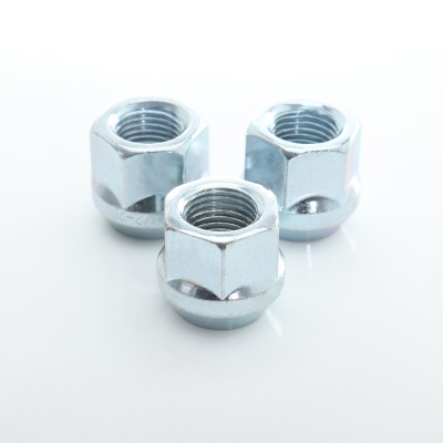 Set of SILVER LONG imbus lug nuts 12x1,25 + Key - JR Set of SILVER LONG imbus lug nuts 12x1,25 + Key - JR