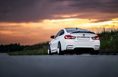 BMW 4 Series / M4