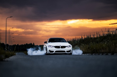 BMW 4 Series / M4