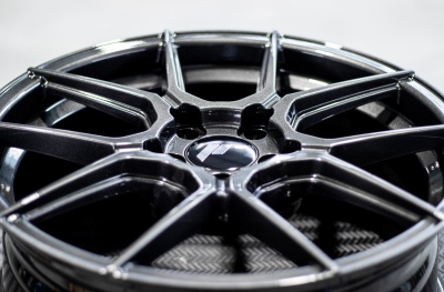 JR30 Gloss Graphite