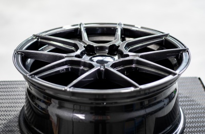JR30 Gloss Graphite