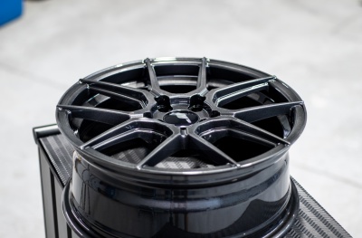 JR30 Gloss Graphite