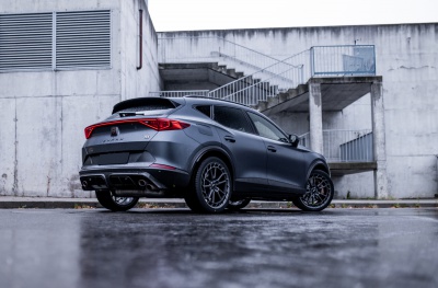 Cupra Hyper Black