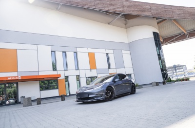 Tesla japan racing wheels