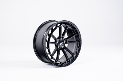 JR45 Glossy Black