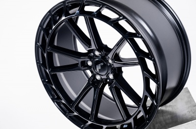 JR45 Glossy Black