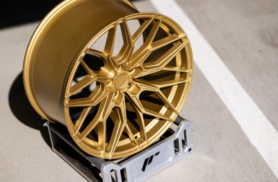 JR46 Matt Gold