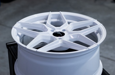 JR34 Gloss White