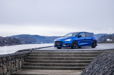 Ford japan racing rims
