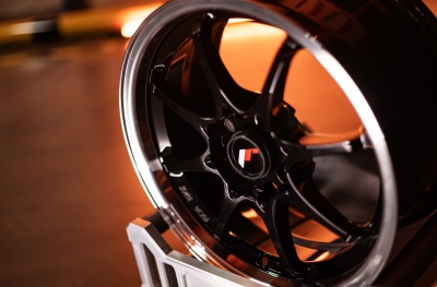 JR5 Gloss Black Machined Lip