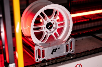 JR7 White