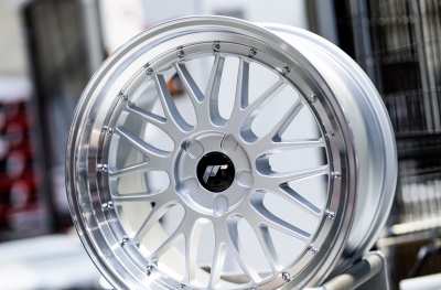 JR23 Hyper Silver Machined Lip