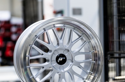 JR23 japan racing rim details