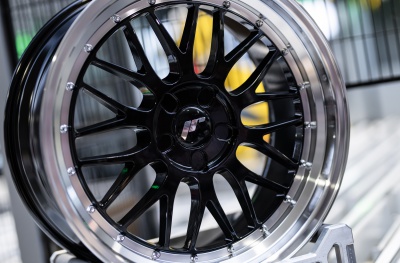 JR23 japan racing rim details