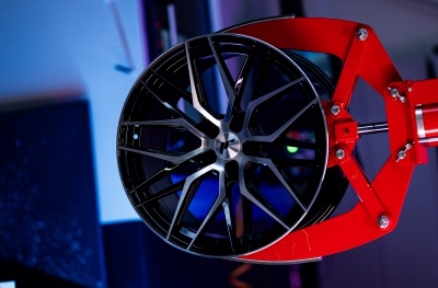 JR28 Gloss Black Machined Face