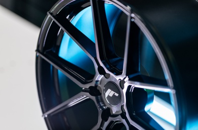 JR30 Black Machined Tinted Face
