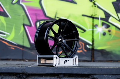 JR21 Glossy Black