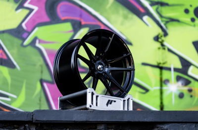 JR21 Glossy Black