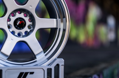 JR12 Hyper Silver