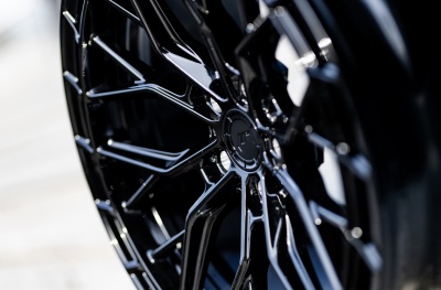 JR48 Glossy Black