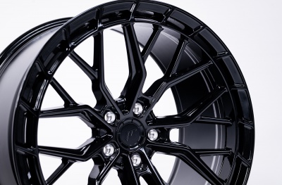 JR48 Glossy Black