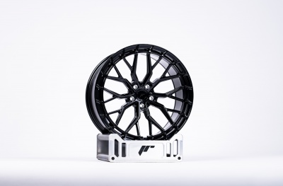 JR48 Glossy Black