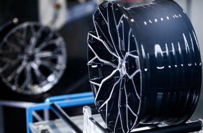 JR49 Black Machined Tinted Face