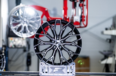 JR49 Black Machined Tinted Face