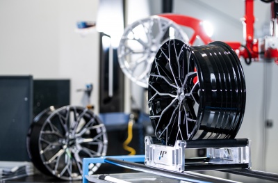 JR49 Black Machined Tinted Face