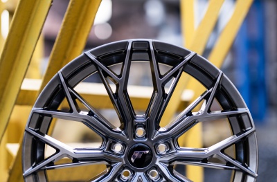 JR49 Hyper Black