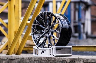 JR49 Hyper Black