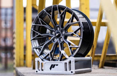JR49 Hyper Black