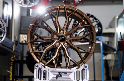 JR49 Platinum Bronze