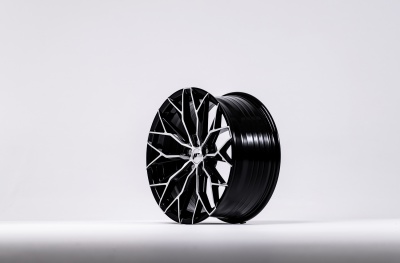JR49 Black Machined Tinted Face