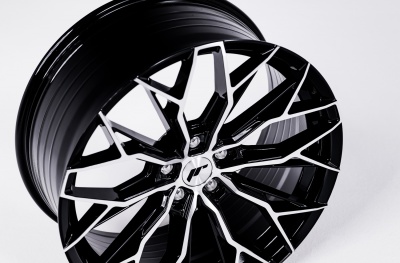 JR49 Black Machined Tinted Face