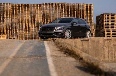 Mercedes-Benz pics