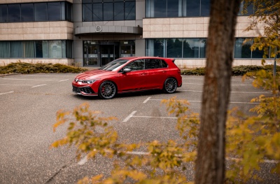 Volkswagen japan racing wheels details