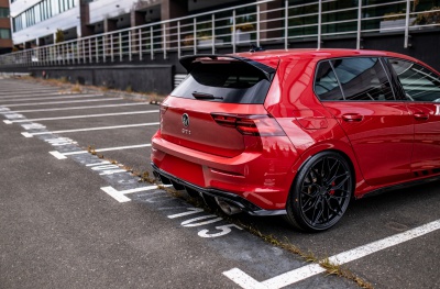 Volkswagen Golf / R / GTI