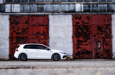 Volkswagen japan racing rim details