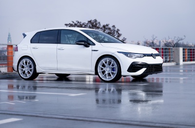 Volkswagen Golf / R / GTI