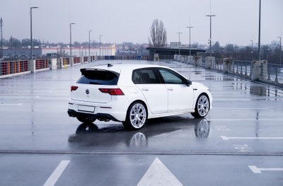 Volkswagen Golf / R / GTI