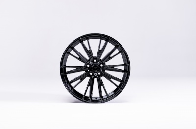 JR52 Glossy Black