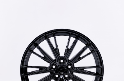 JR52 Glossy Black