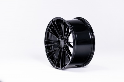 JR52 Glossy Black