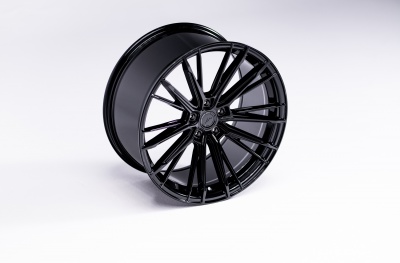 JR52 Glossy Black