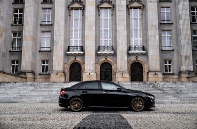 Mercedes-Benz pics